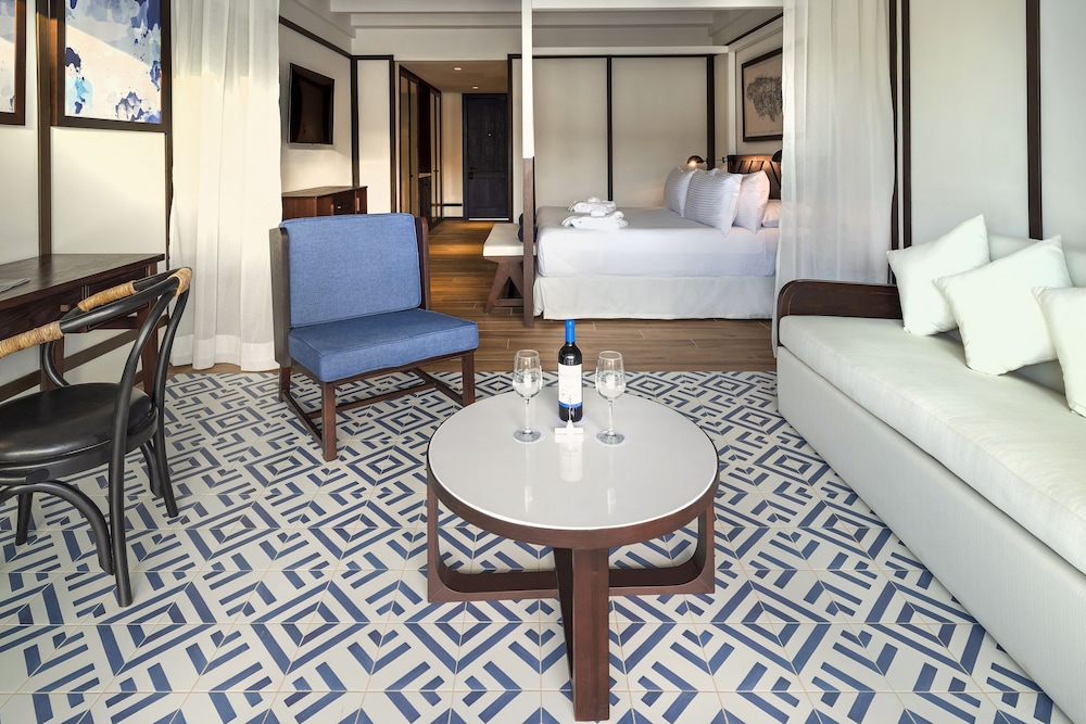 Ocean Coral Spring - All Inclusive — Rooms in Falmouth
