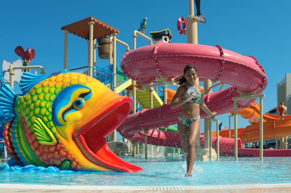 Ocean Coral Spring - All Inclusive — Pool in Falmouth