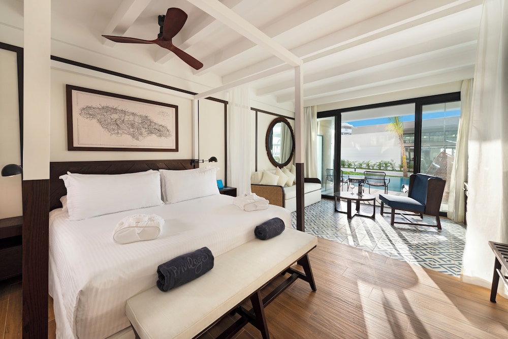 Ocean Coral Spring - All Inclusive — View in Falmouth