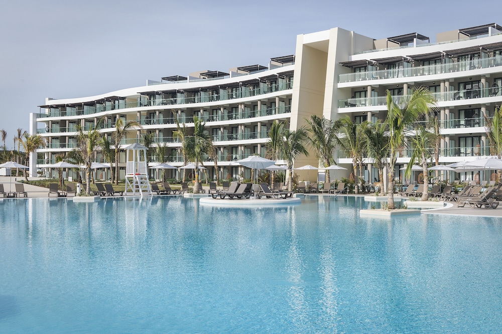 Ocean Coral Spring - All Inclusive — Outdoor in Falmouth