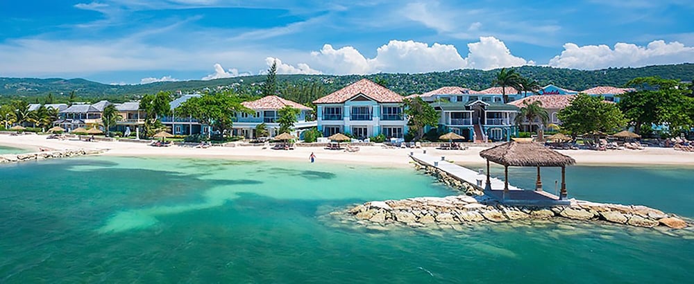 Sandals Jamaica Montego Bay All Inclusive Adults Only — Beach in Montego Bay