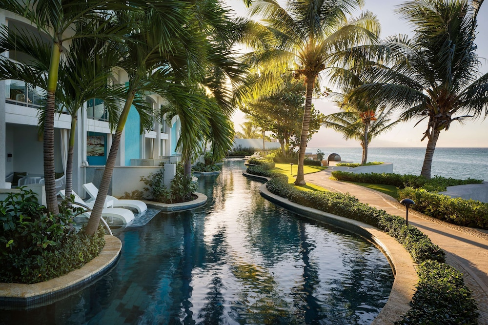 Sandals Jamaica Montego Bay All Inclusive Adults Only — Swimming pool in Montego Bay