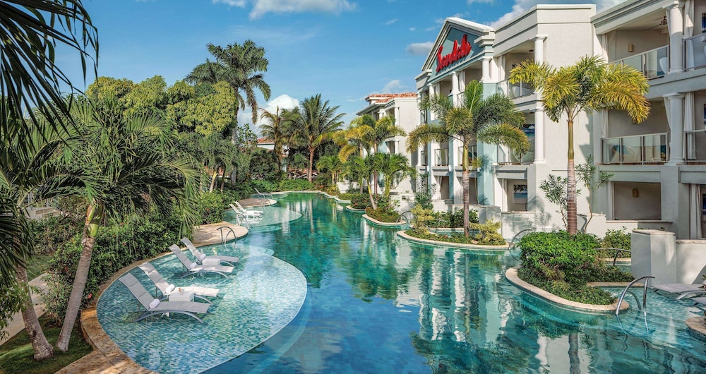 Sandals Jamaica Montego Bay All Inclusive Adults Only — Swimming pool in Montego Bay