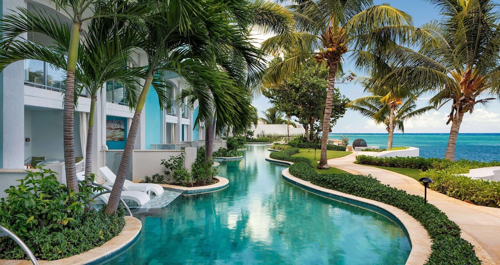 Sandals Jamaica Montego Bay All Inclusive Adults Only — Swimming pool in Montego Bay
