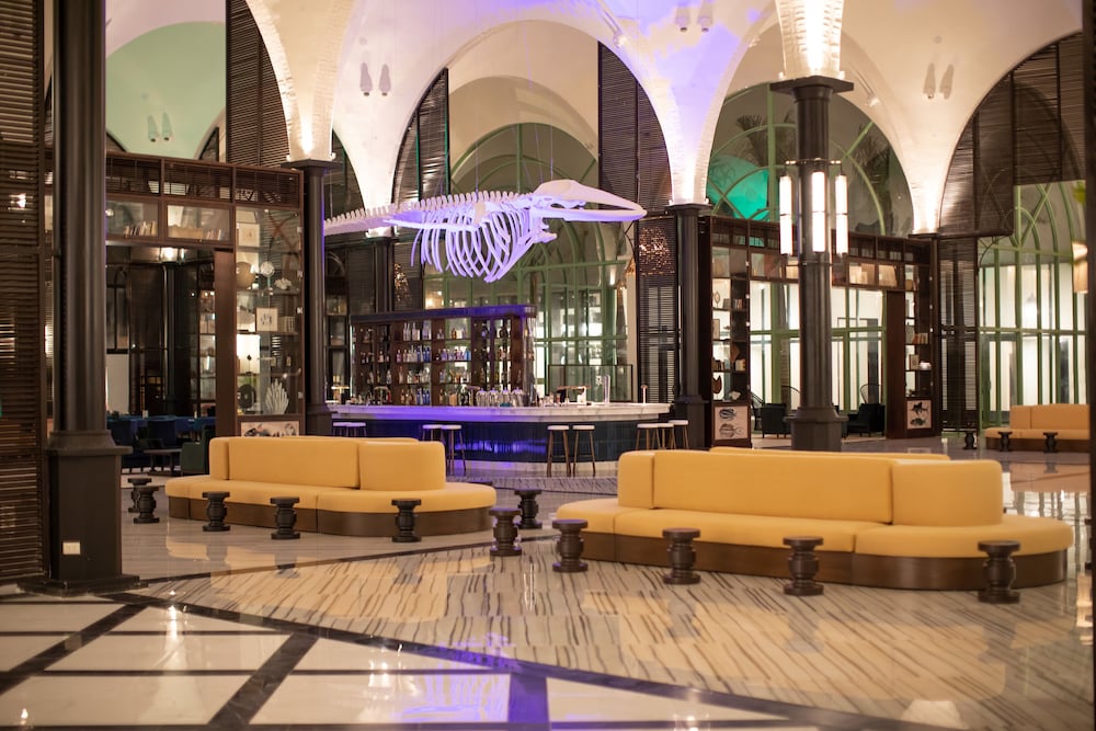 Ocean El Faro Resort - All Inclusive — Hotel building in Uvero Alto, La Altagracia