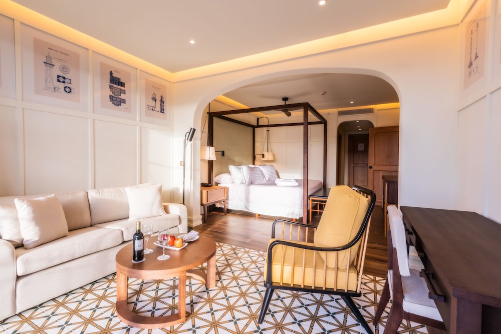 Ocean El Faro Resort - All Inclusive — Hotel rooms in Uvero Alto, La Altagracia