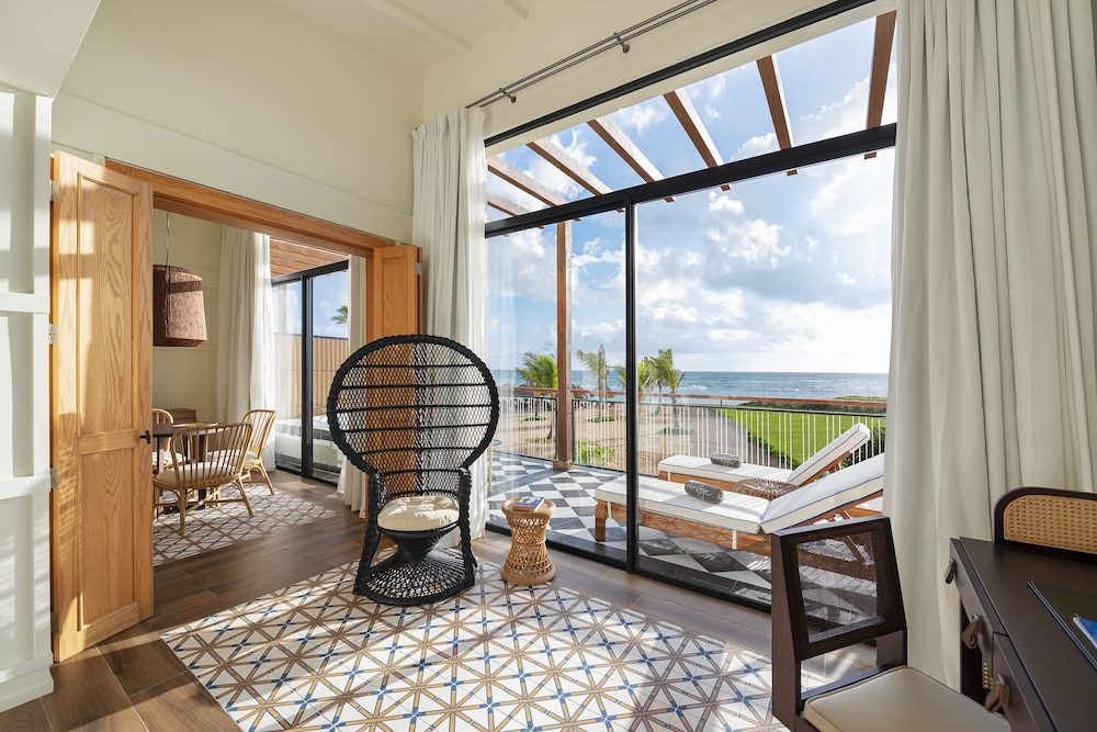 Ocean El Faro Resort - All Inclusive — Hotel rooms in Uvero Alto, La Altagracia