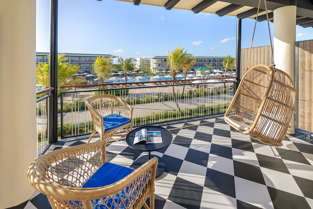 Ocean El Faro Resort - All Inclusive — Hotel rooms in Uvero Alto, La Altagracia