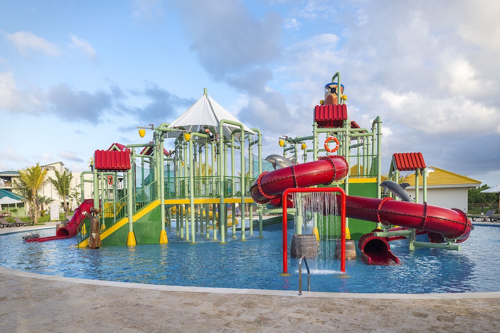 Ocean El Faro Resort - All Inclusive — Attractions for children in Uvero Alto, La Altagracia