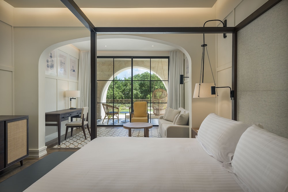 Ocean El Faro Resort - All Inclusive — Hotel rooms in Uvero Alto, La Altagracia