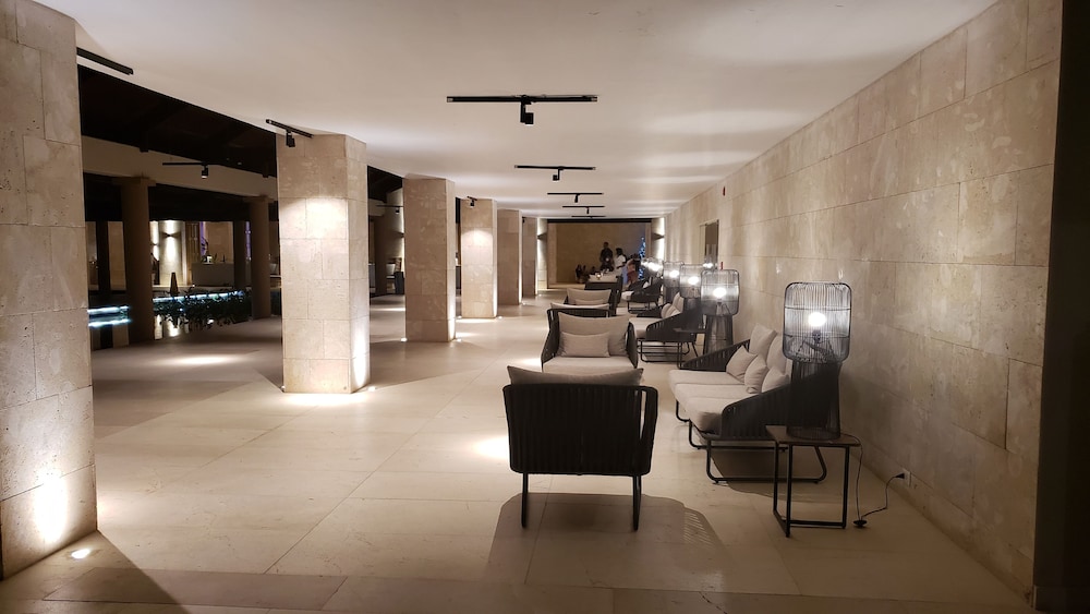 Princess Family Club Bavaro - All Inclusive — Hotel building in Bavaro, La Altagracia