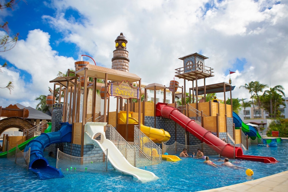Princess Family Club Bavaro - All Inclusive — Swimming pool in Bavaro, La Altagracia