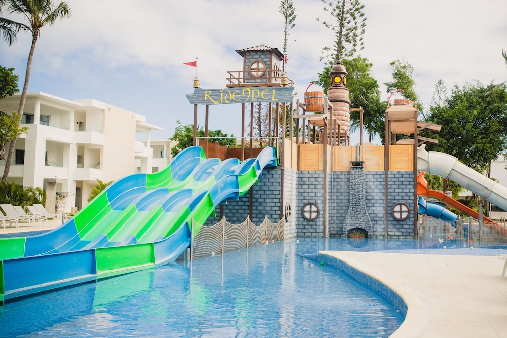 Princess Family Club Bavaro - All Inclusive — Swimming pool in Bavaro, La Altagracia