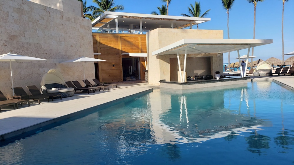 Princess Family Club Bavaro - All Inclusive — Swimming pool in Bavaro, La Altagracia