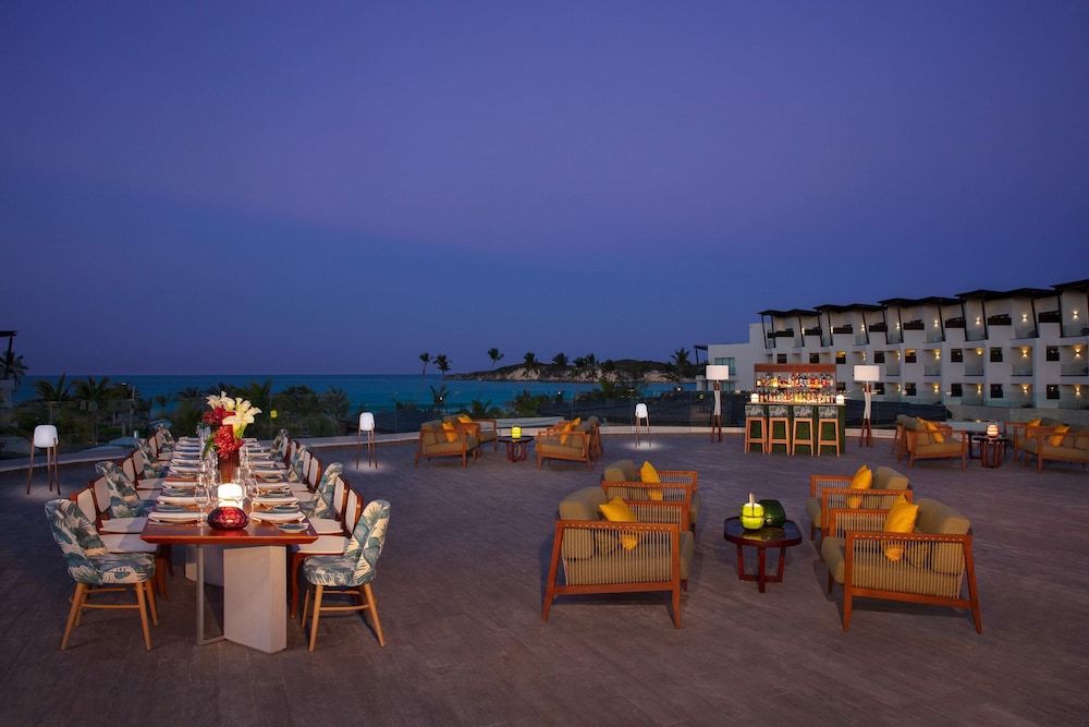Dreams Macao Beach Punta Cana - All Inclusive — Restaurant & bars in El Macao, La Altagracia