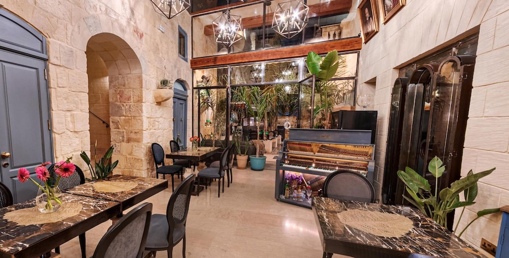 Lulu Boutique Hotel - zdjęcie 4