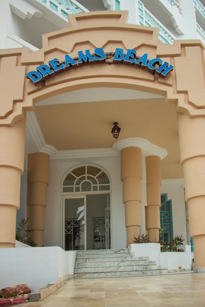 Hotel Dreams Beach — Hotel building in Sousse, Sousse