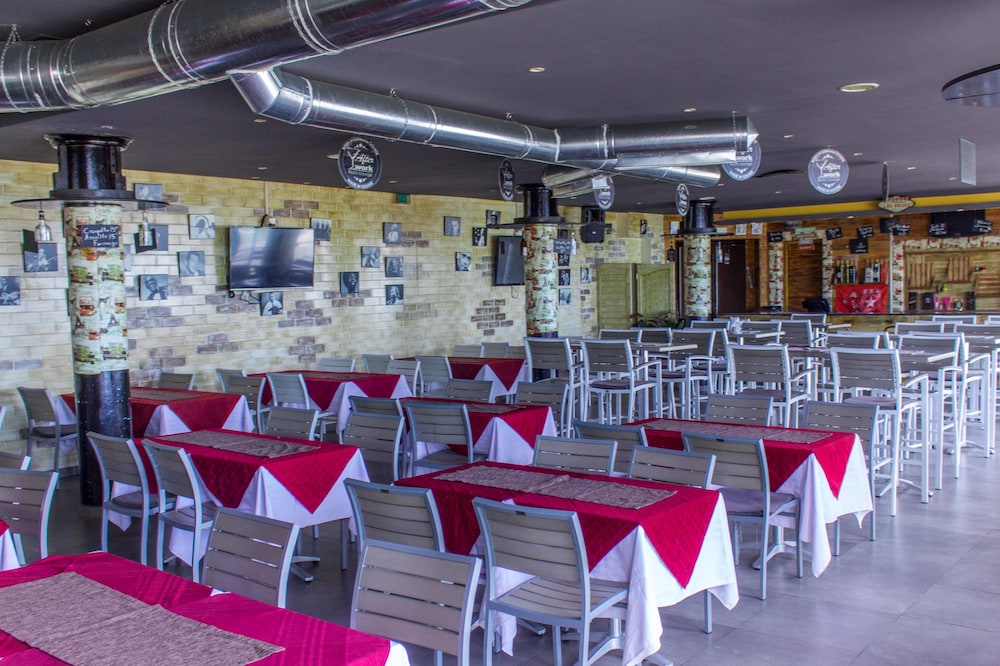 Hotel Dreams Beach — Restaurant & bars in Sousse, Sousse