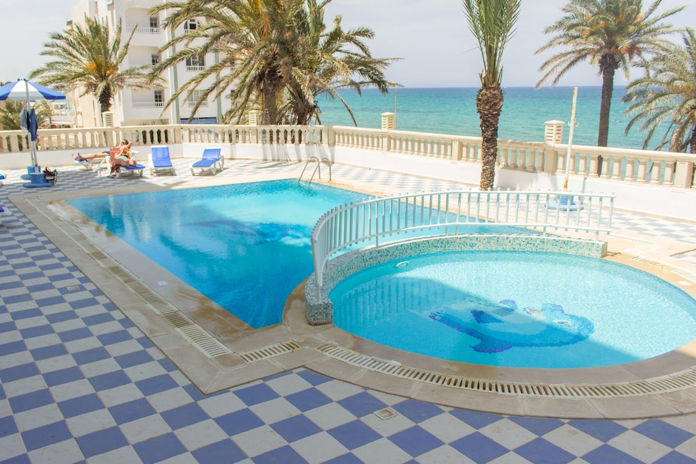 Hotel Dreams Beach — Swimming pool in Sousse, Sousse
