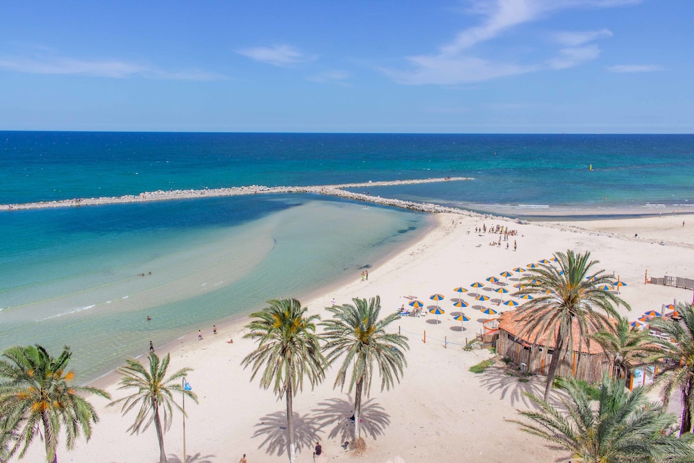Hotel Dreams Beach — Main photo in Sousse, Sousse