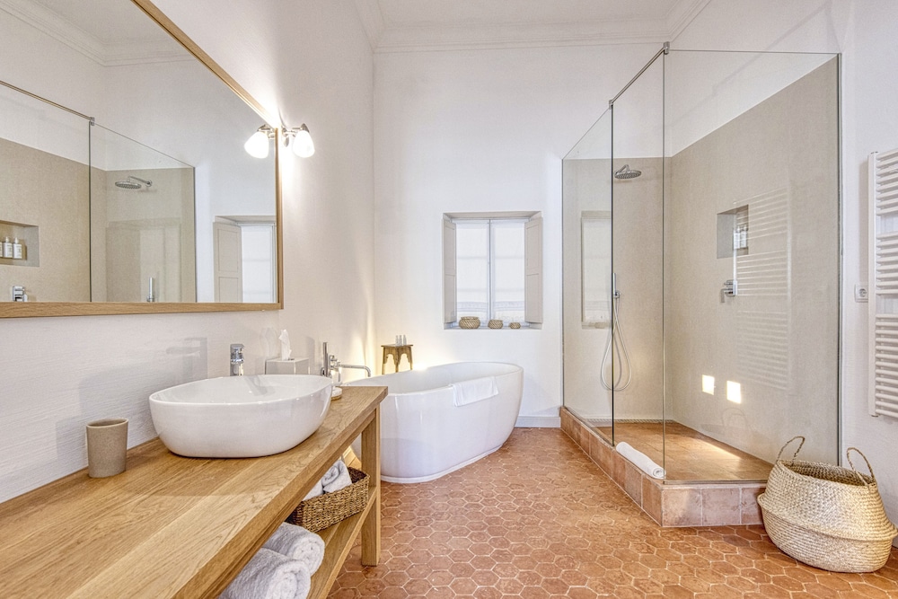 Can Albertí 1740 Hotel Boutique — Hotel rooms in Mahon, Balearic Islands