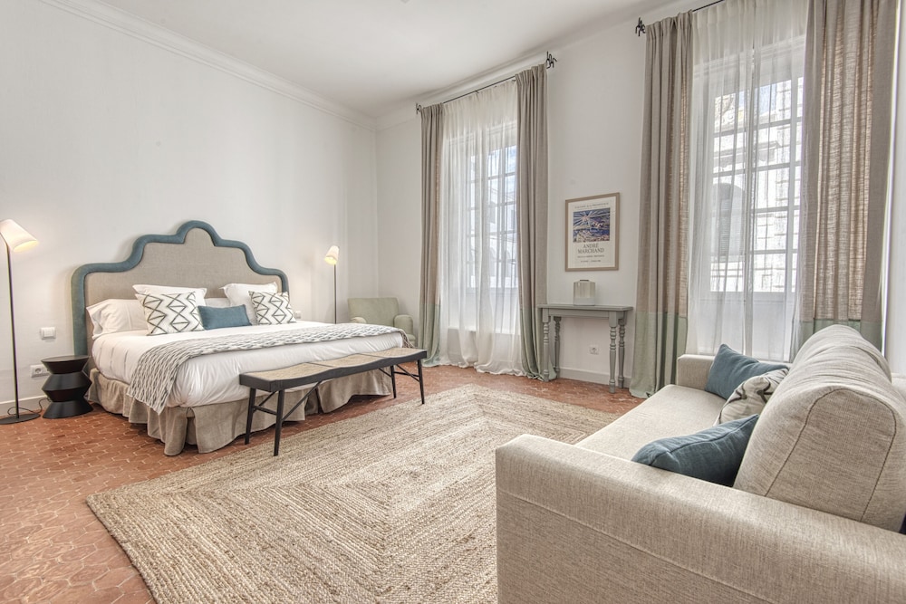 Can Albertí 1740 Hotel Boutique — Hotel rooms in Mahon, Balearic Islands