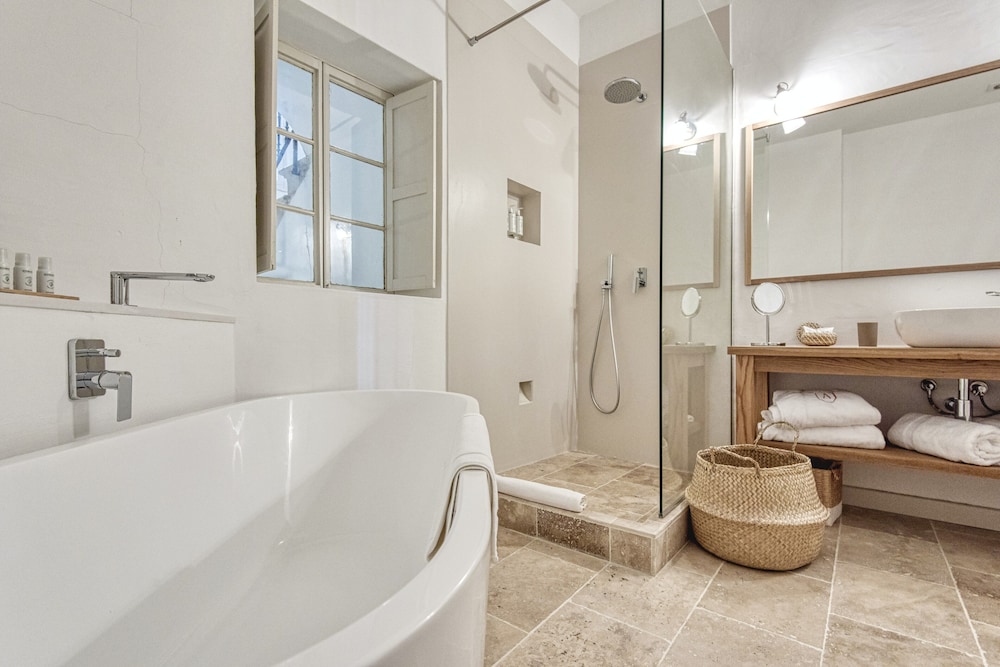 Can Albertí 1740 Hotel Boutique — Hotel rooms in Mahon, Balearic Islands