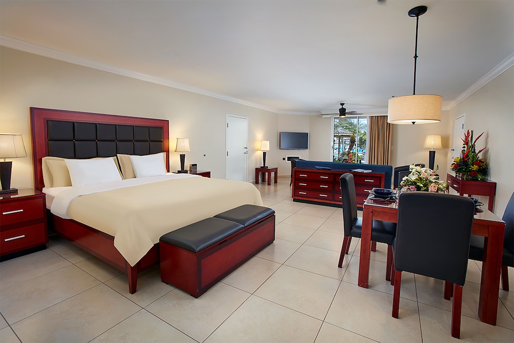 Divi Village All Inclusive Villas — Hotel rooms in Oranjestad, Aruba