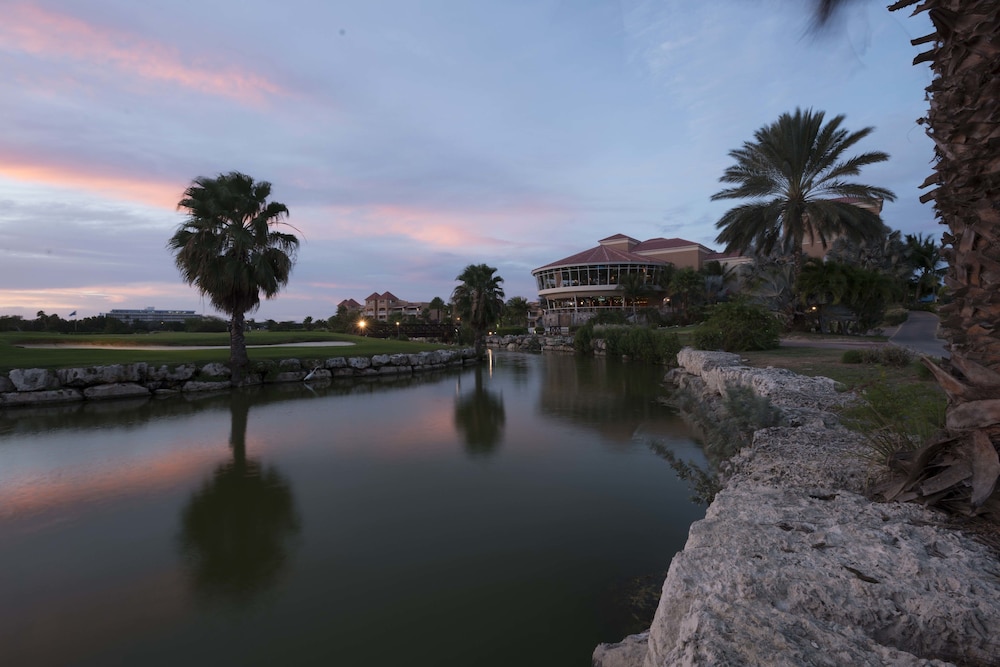 Divi Village All Inclusive Villas — Hotel building in Oranjestad, Aruba