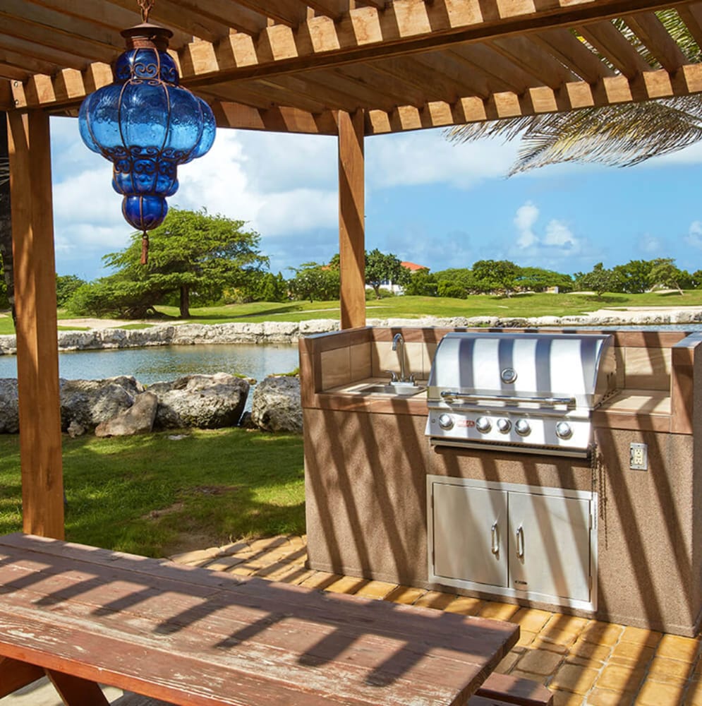 Divi Village All Inclusive Villas — Restaurant & bars in Oranjestad, Aruba