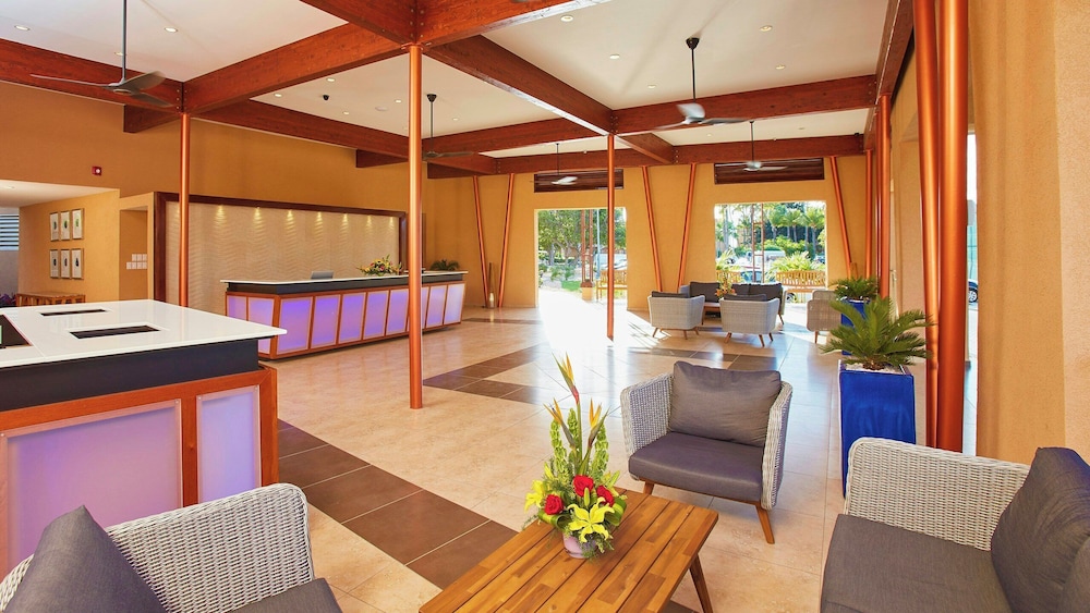 Divi Dutch Village Beach Resort — Hotel building in Oranjestad, Aruba