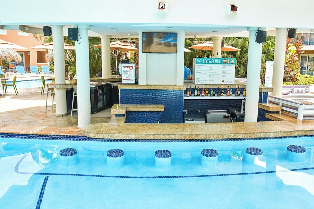 Divi Dutch Village Beach Resort — Swimming pool in Oranjestad, Aruba