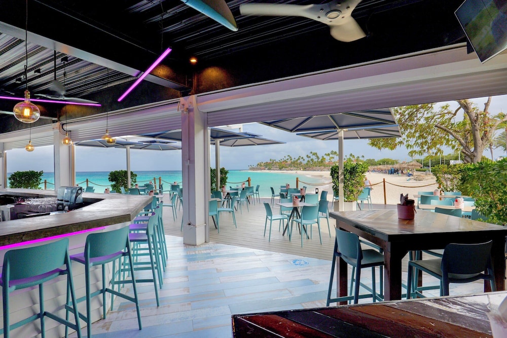 Divi Dutch Village Beach Resort — Restaurant & bars in Oranjestad, Aruba