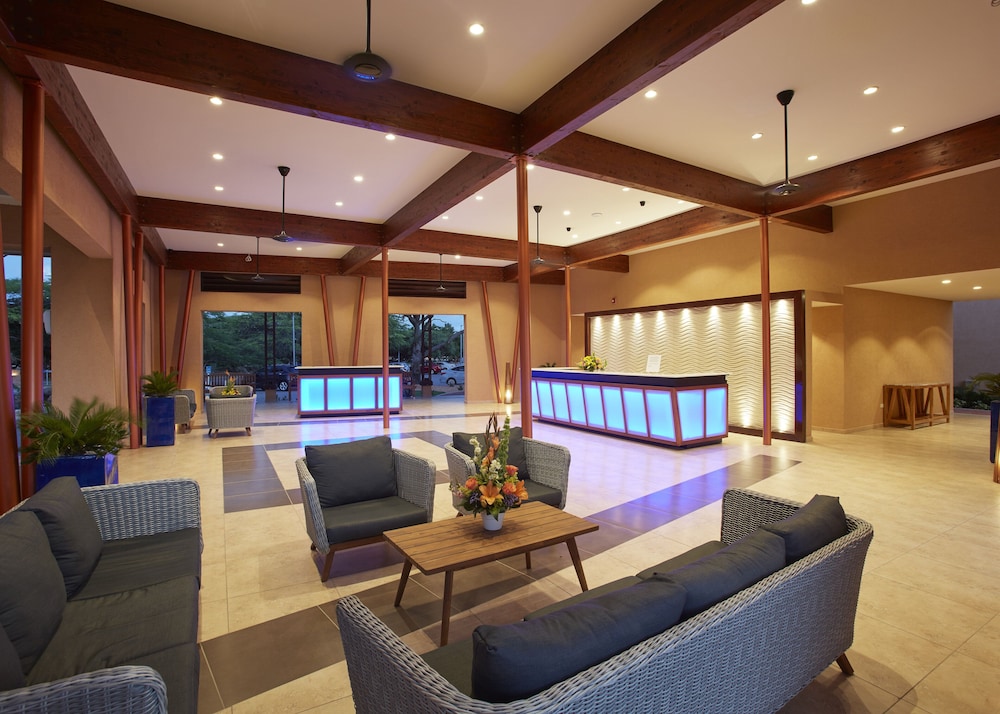 Divi Dutch Village Beach Resort — Hotel building in Oranjestad, Aruba