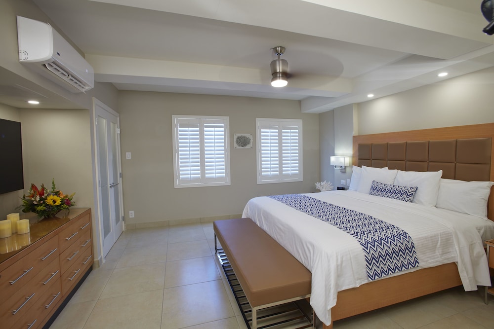 Divi Dutch Village Beach Resort — Hotel rooms in Oranjestad, Aruba
