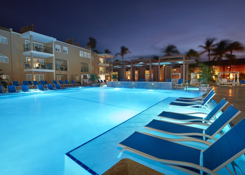 Divi Dutch Village Beach Resort — Swimming pool in Oranjestad, Aruba