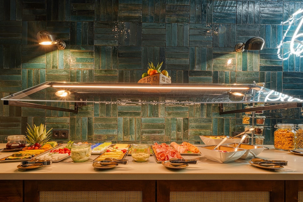 Sunday Hotel Bonn — Restaurant & bars in Bonn, North Rhine-Westphalia