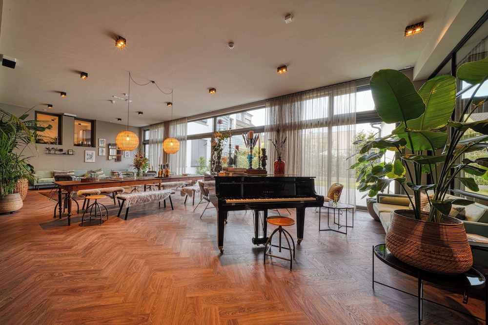 Sunday Hotel Bonn — Restaurant & bars in Bonn, North Rhine-Westphalia