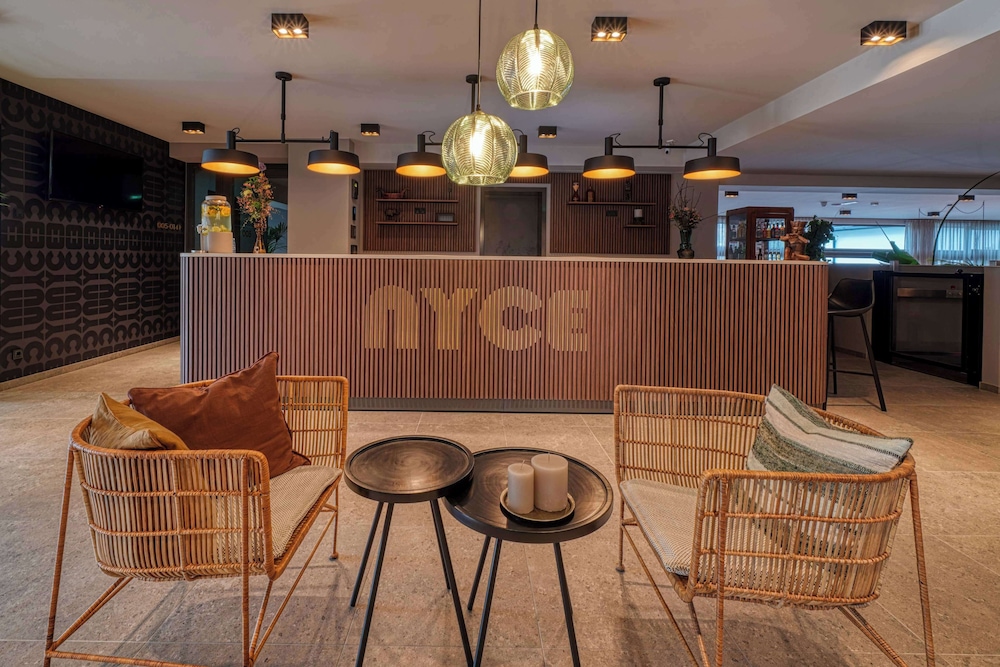 Sunday Hotel Bonn — Hotel building in Bonn, North Rhine-Westphalia