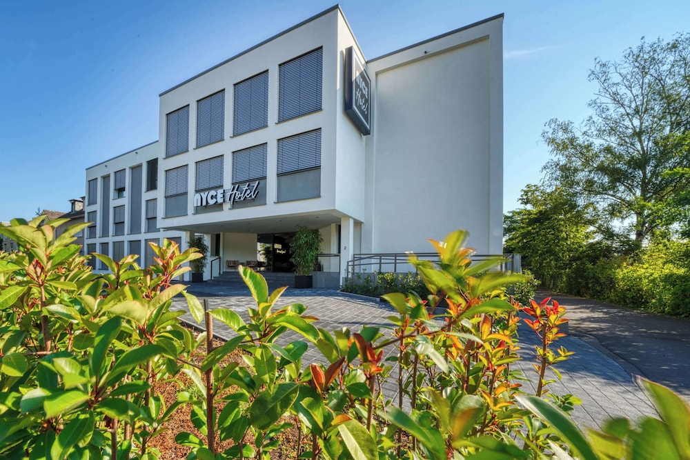 Sunday Hotel Bonn — Hotel building in Bonn, North Rhine-Westphalia