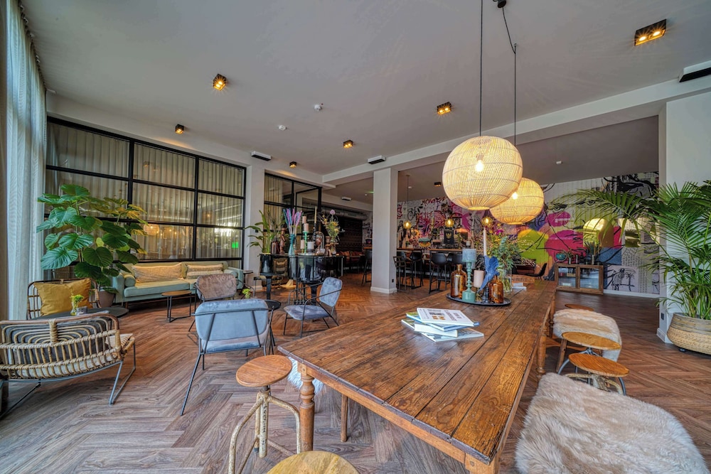 Sunday Hotel Bonn — Restaurant & bars in Bonn, North Rhine-Westphalia