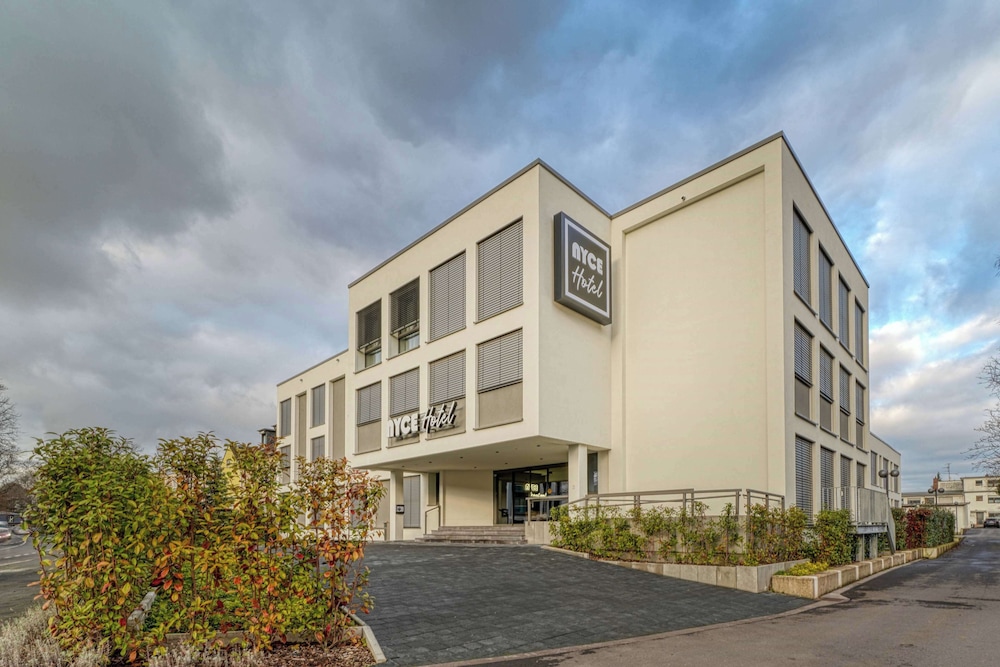 Sunday Hotel Bonn — Hotel building in Bonn, North Rhine-Westphalia