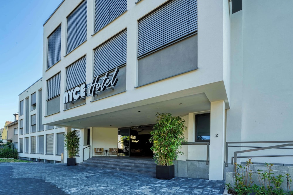 Sunday Hotel Bonn — Main photo in Bonn, North Rhine-Westphalia