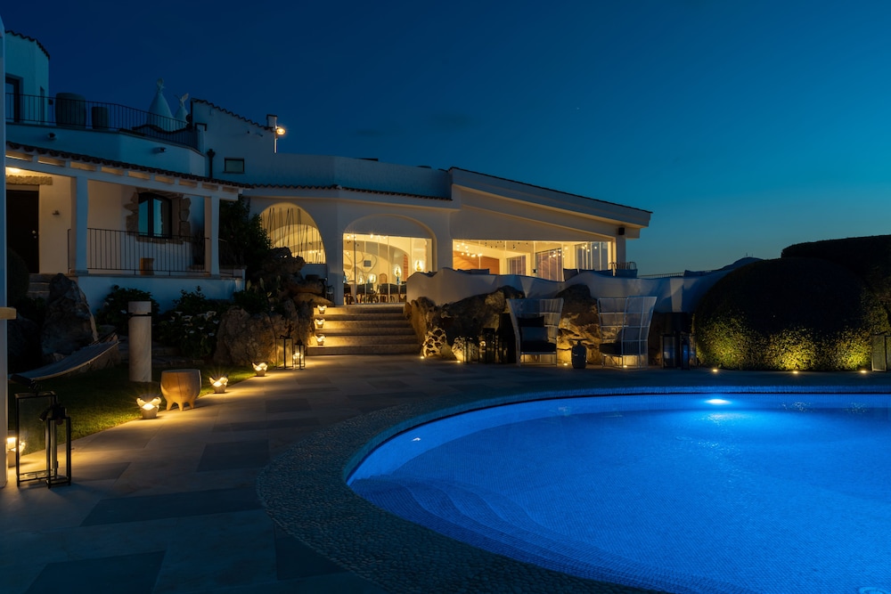 Sulia House Porto Rotondo, Curio Collection by Hilton — Hotel building in Olbia, Sardinia