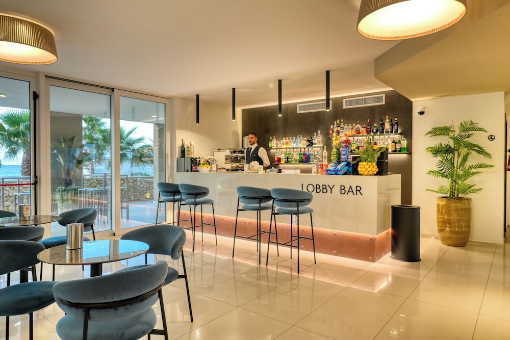 Resort La battigia Beach And Spa — Restaurant & bars in Alcamo, Sicily