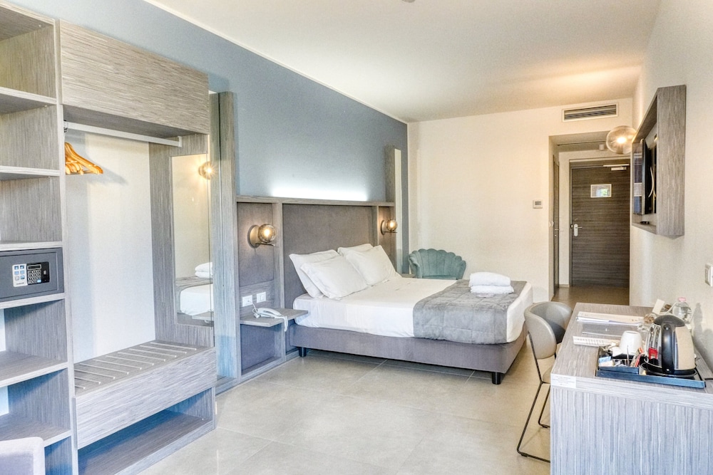 Resort La battigia Beach And Spa — Hotel rooms in Alcamo, Sicily