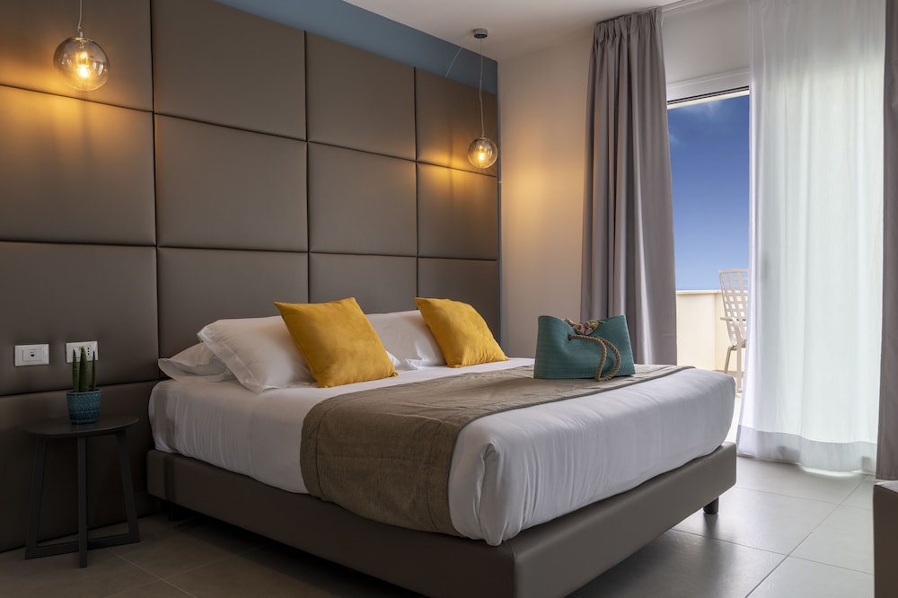 Resort La battigia Beach And Spa — Hotel rooms in Alcamo, Sicily