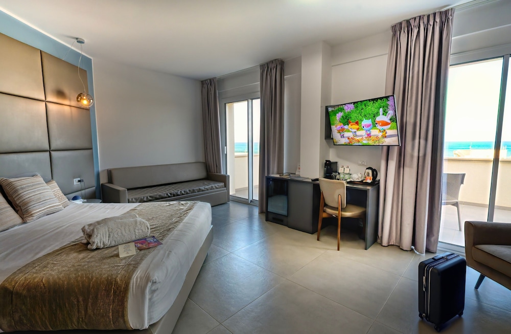 Resort La battigia Beach And Spa — Hotel rooms in Alcamo, Sicily
