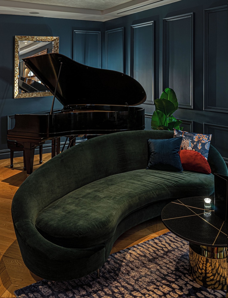 The Wallace — Restaurant & bars in New York City, New York State