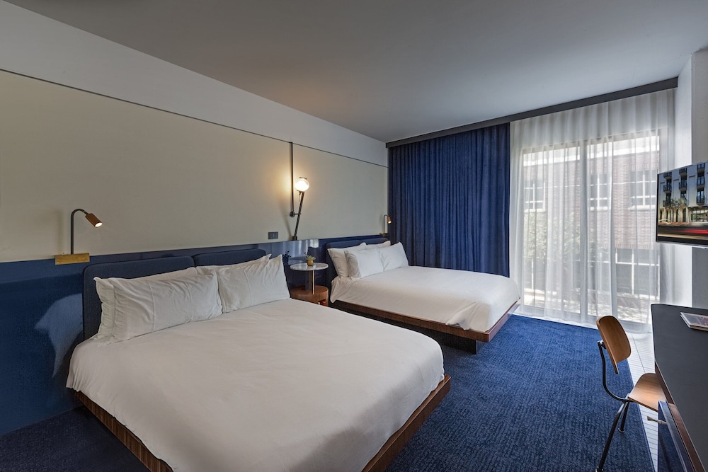 Hotel Haya — Hotel rooms in Tampa, Florida